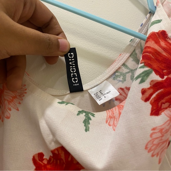 H&M mini floral dress - Picture 7 of 7